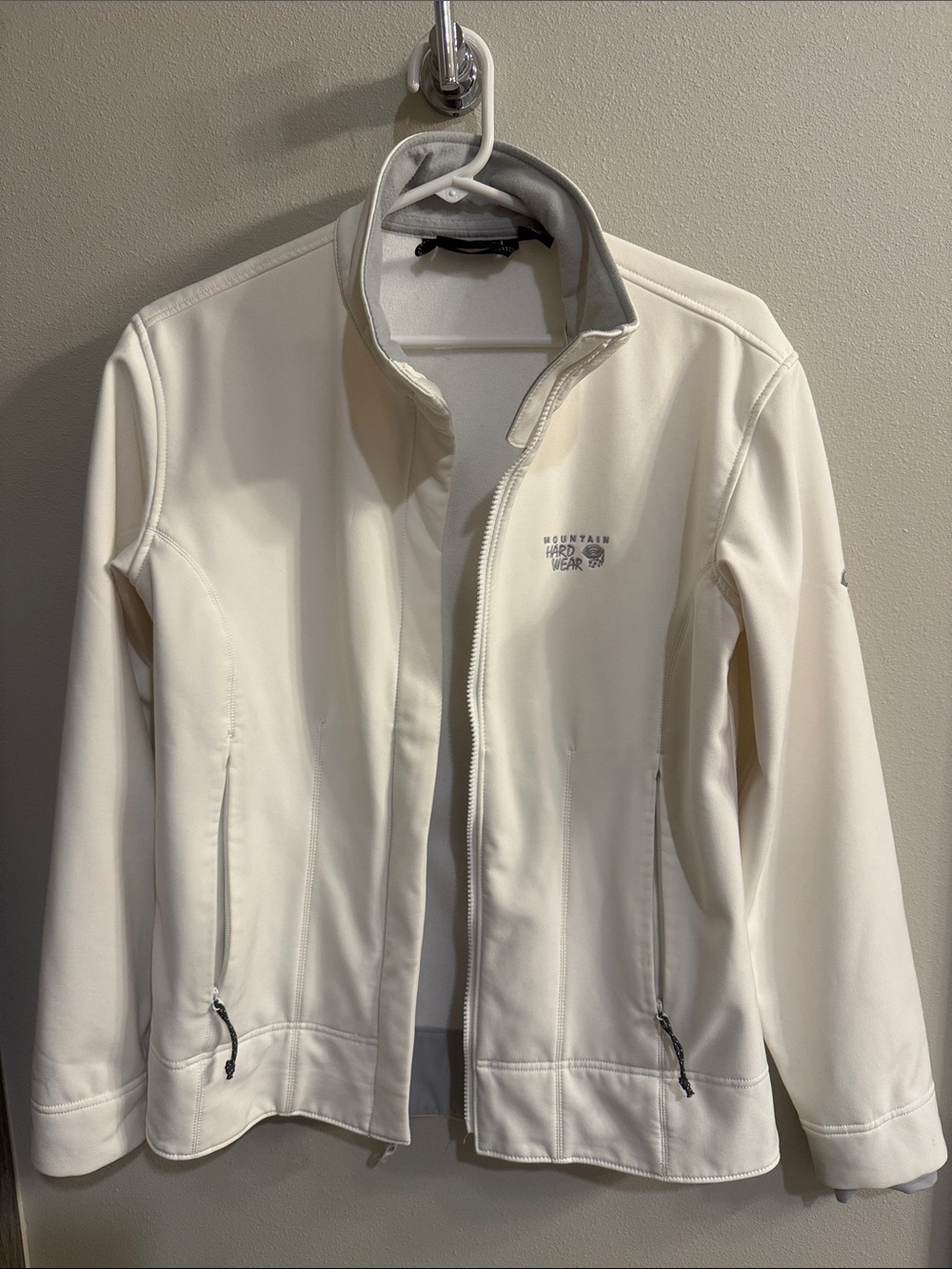Mountain Hardwear Off-White Softshell Women’s Jacket